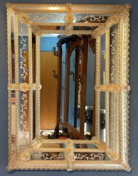 ITALIAN VENETIAN ART GLASS MIRROR