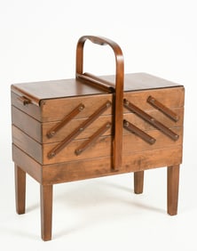 NORWAY SEWING / JEWELRY STAND