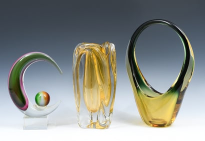 3 PC. ART GLASS VASE, BASKET & SCULPTURE