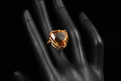 14K CITRINE STATEMENT RING