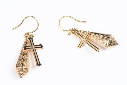 18K ETRUSCAN STYLE AMPHORA DROPS