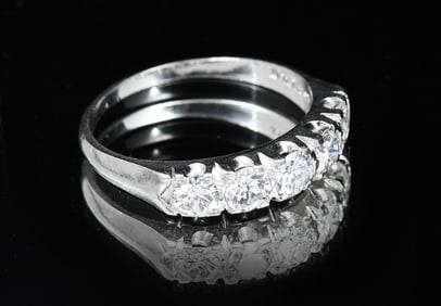 MID-CENTURY PLATINUM 5 DIAMOND BAND