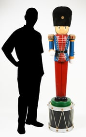 LIFE SIZE NUTCRACKER / TOY SOLDIER SCULPTURE