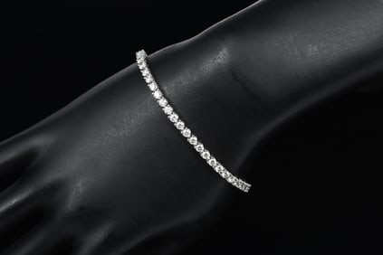 TIFFANY & CO. PLATINUM AND DIAMOND BRACELET