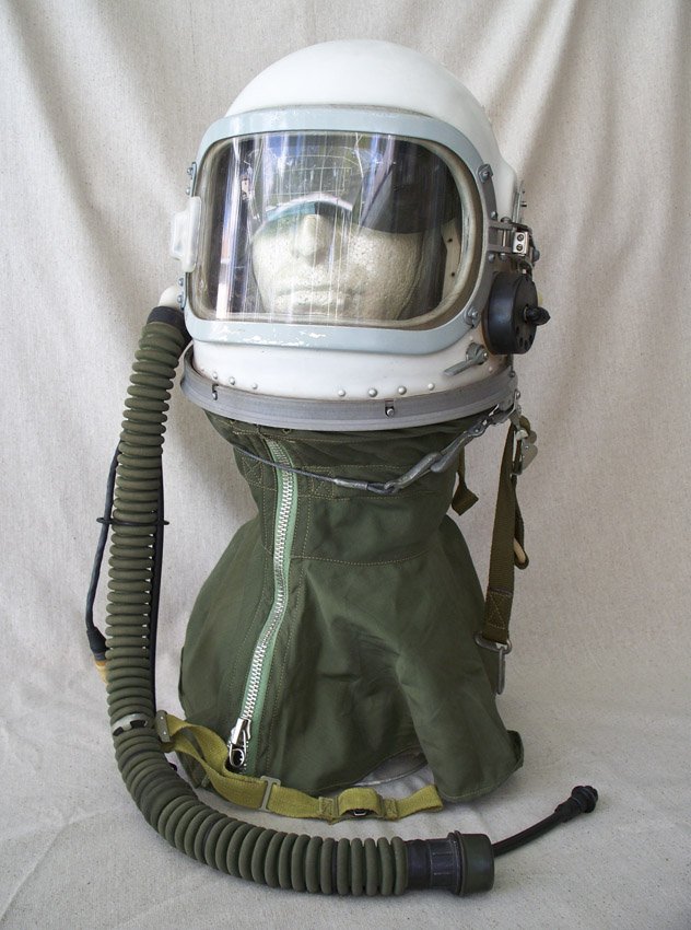 USSR ZSh-3M HIGH ALTITUDE FLYING HELMET: USSR ZSh-3M HIGH ALTITUDE FLYING HELMET: PS is issued in a typical Russian wooded container with KM-32 mask. Shz-82 winter helmet, ShL-82 summer helmet, LA-4 throat microphone and clear lens goggles f
