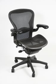 HERMAN MILLER OFFICE CHAIR AERON STYLE