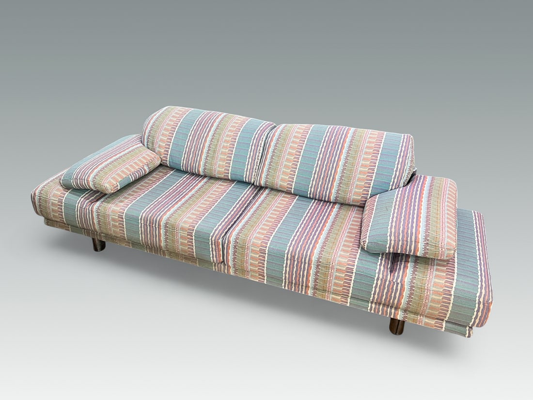 ROLF BENZ 2400 MID-CENTURY MODERN SOFA: MODERN Rolf Benz 2400 designer SOFA: Tubular chrome frame. Converts from L shape to straight sofa, removable arm and back cushions. The base is 100" l x 30" w.