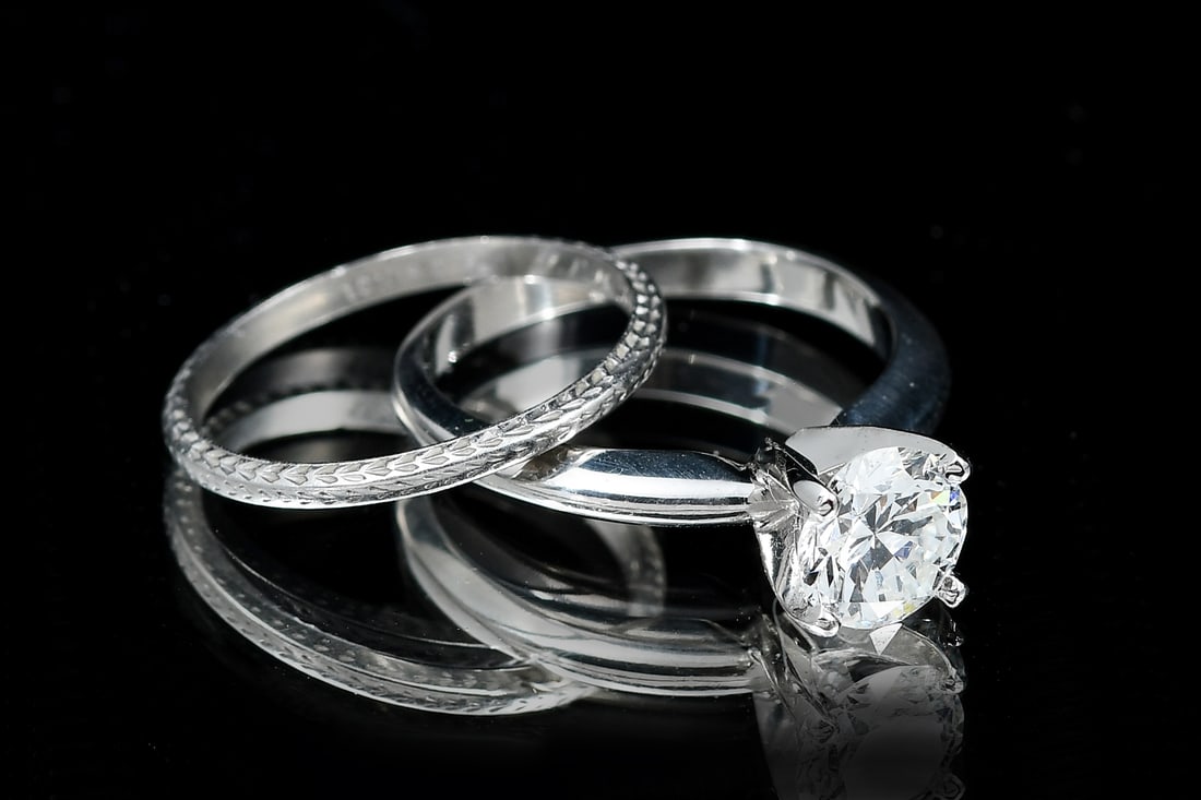 DIAMOND & PLATINUM BRIDAL SET (1 of 7)