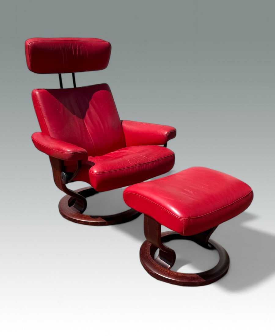 EKORNES STRESSLESS CHAIR & OTTOMAN (1 of 6)