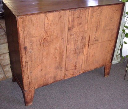 GEORGIAN MAHOGANY BOW FRONT CHEST OF DRAW - 2