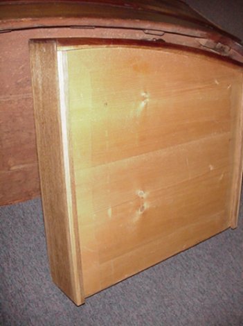 GEORGIAN MAHOGANY BOW FRONT CHEST OF DRAW - 7