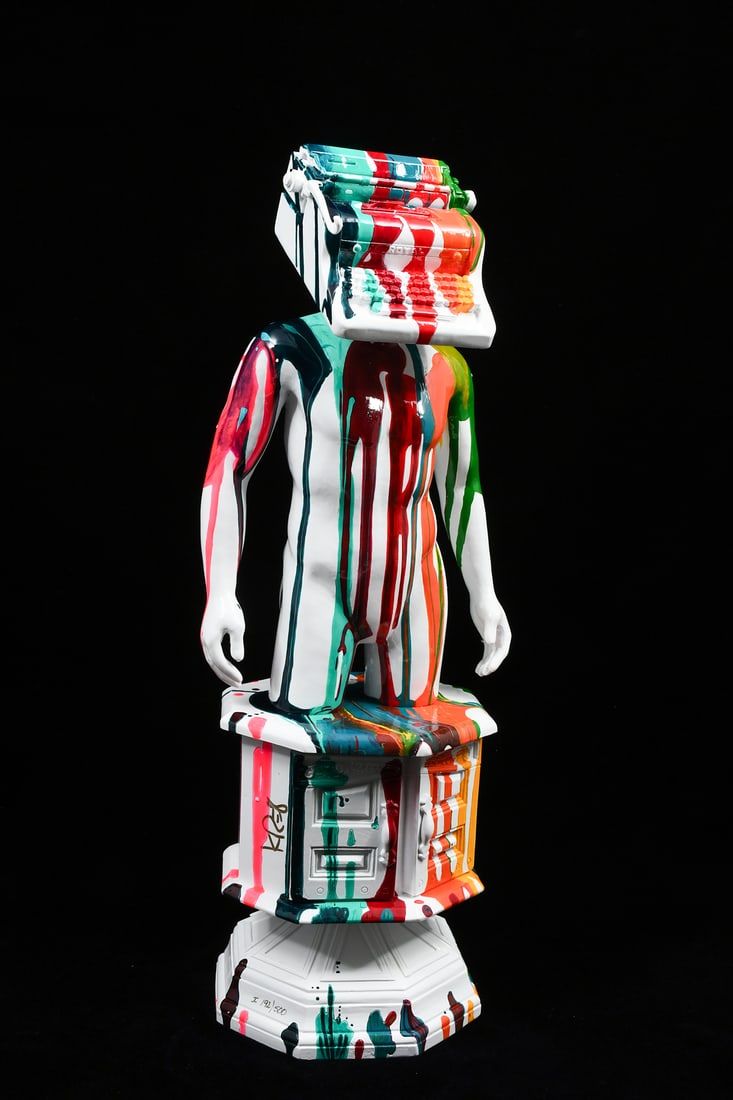 KRE8 ACRYLIC SCULPTURE "KRE8 YOUR HISTORY" (1 of 7)