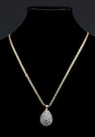 DAZZLING 14K DIAMOND PENDANT