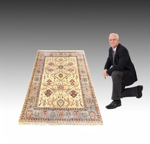 ESTATE ORIENTAL CARPET BEIGE FIELD BLUE BORDER