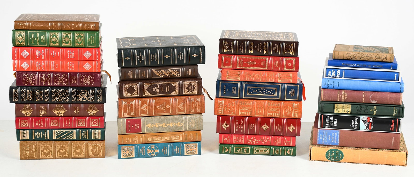 34 AUTHOR SIGNED LEATHERBOUND & COLLECTIBLE BOOKS: 34 PC. AUTHOR SIGNED LEATHERBOUND & COLLECTIBLE BOOKS: Comprising; 16- Franklin Library Author Signed Leather Bound Books, 9- Unsigned Leather bound books by various printers. 9- Older Classic Books. 