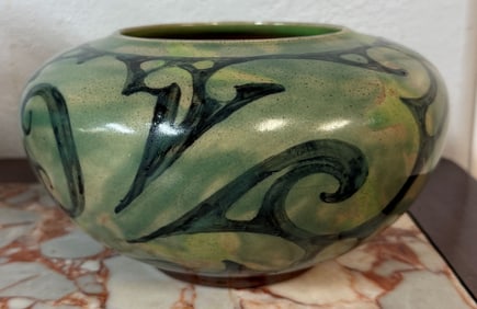MARK MARSHALL STUDIO DECORATED VASE