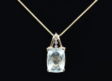 14K DIAMOND AND QUARTZ PENDANT & CHAIN