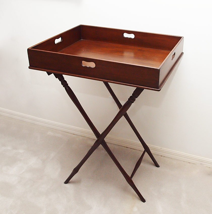 MAHOGANY BUTLER TRAY ON FOLDING STAND: MAHOGANY BUTLER TRAY ON FOLDING STAND: Tray 4 1/2" x 28 3/4" x 22 1/4", stand open 34 1/2" h. x 27 1/2" x 18"