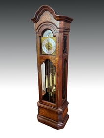 HOWARD MILLER 5-TUBE GRANDFATHER CLOCK