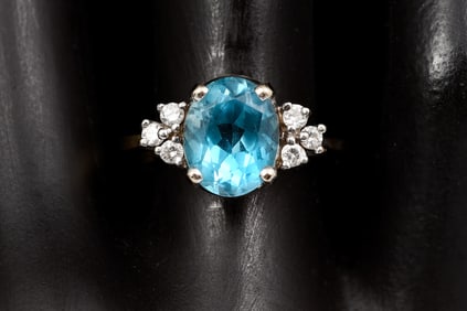 14K BLUE TOPAZ & DIAMOND RING