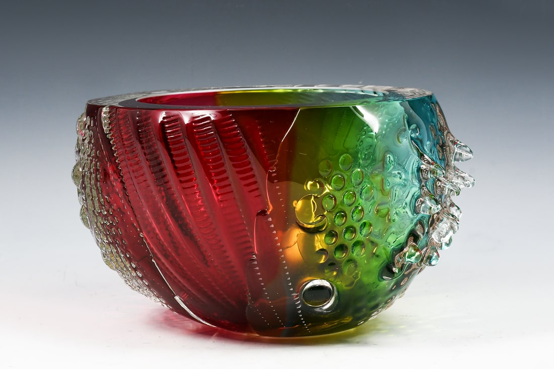 SIGNED LEON APPLEBAUM ART GLASS VASE (1 of 6)