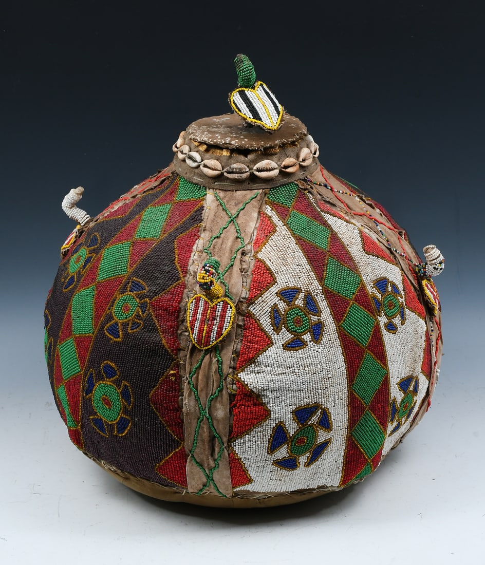 YORUBA WEST AFRICAN TRIBAL FIGURAL BEADED BASKET (1 of 4)