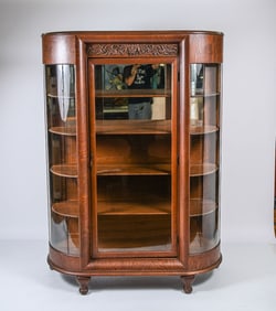 TRIPLE BOW TIGER OAK CHINA / CURIO CABINET