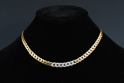 18K TWO TONE GOLD GRADUATED CURB LINK NECKLACE