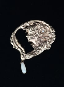 MARVELOUS 14K ART NOUVEAU MAIDENHEAD BROOCH