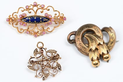 THREE 18K & 14K FILIGREE BROOCHES