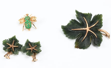14K LEAF BROOCH, EARRINGS, AND BEE PIN