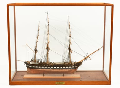 CONSTITUTION SHIP'S MODEL IN GLASS CASE