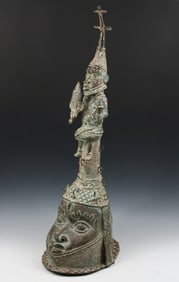 LARGE BENIN BRONZE FIGURAL SCULPTURE