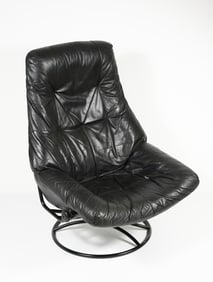 BLACK LEATHER EKORNES RECLINING CHAIR