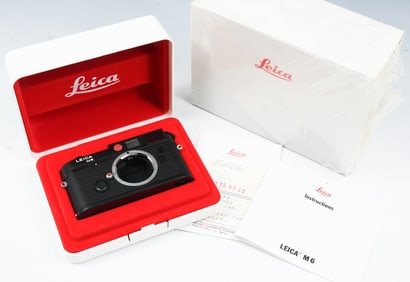 LEICA M6 CAMERA IN BOX
