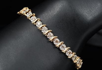 14K DIAMOND LINE BRACELET
