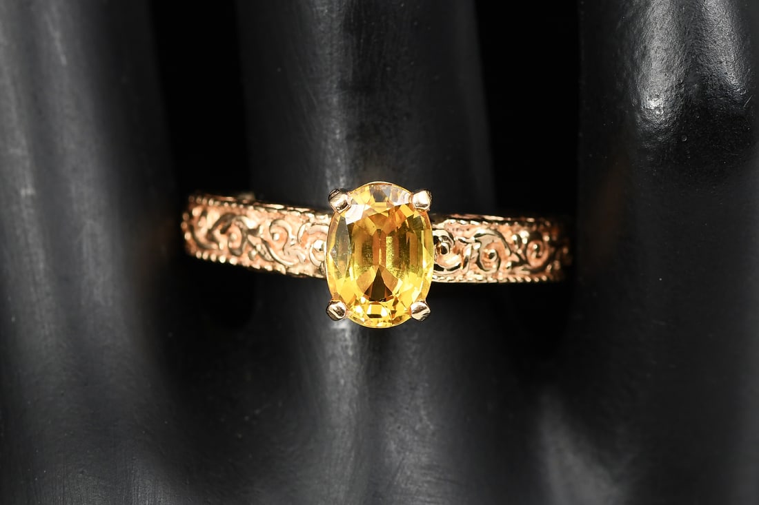 14K LUMINOUS YELLOW SAPPHIRE RING (1 of 5)