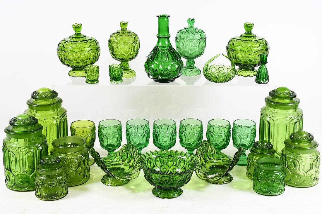 26 PC. L.E. SMITH GREEN MOON & STAR GLASSWARE (1 of 6)
