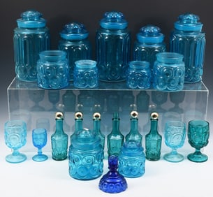 21 PC. L.E. SMITH BLUE MOON & STAR GLASSWARE