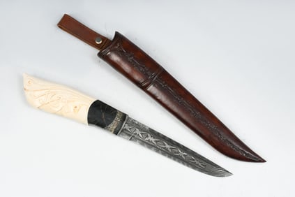 DAMASCUS STEEL FIXED BLADE KNIFE BY ROGER BERGH
