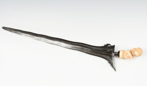 DAMASCUS BLADE KNIFE WITH CARVED HANDLE