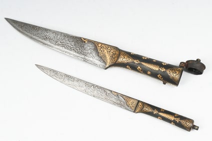 PAIR OF DAMASCUS STEEL AND GOLD OVERLAY KNIVES