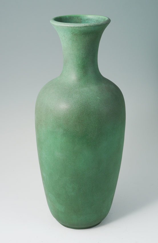 TECO POTTERY GREEN TALL VASE: TECO POTTERY GREEN TALL VASE: Double stamped on base. Measures 12 3/8'' h. x 6'' dia.