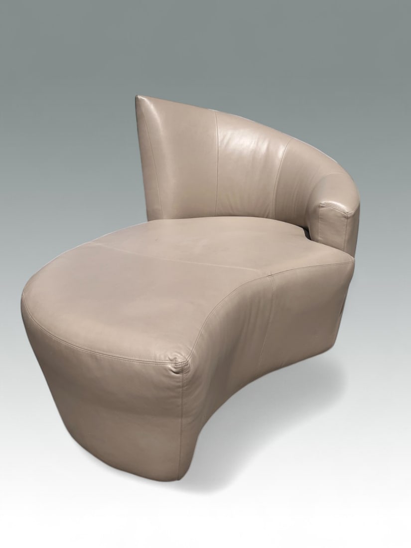 VLADIMIR KAGAN BILBOA LEATHER SWIVELING CHAISE (1 of 5)