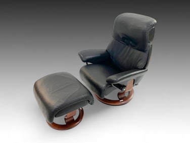 2 PC. EKORNES STRESSLESS LOUNGE CHAIR & OTTOMAN