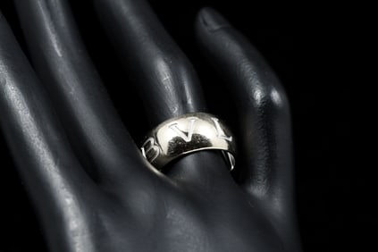 18K WIDE DOMED BAND BVLGARI