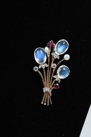 BROOCH 24CTW 14K PLAT. MOONSTONE DIAMOND & RUBY