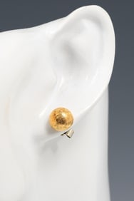 18K HAND FLORENTINED DOME STUDS