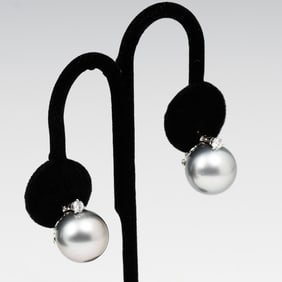 18K GOLD LUSTROUS TAHITIAN PEARL AND DIAMOND EARRING