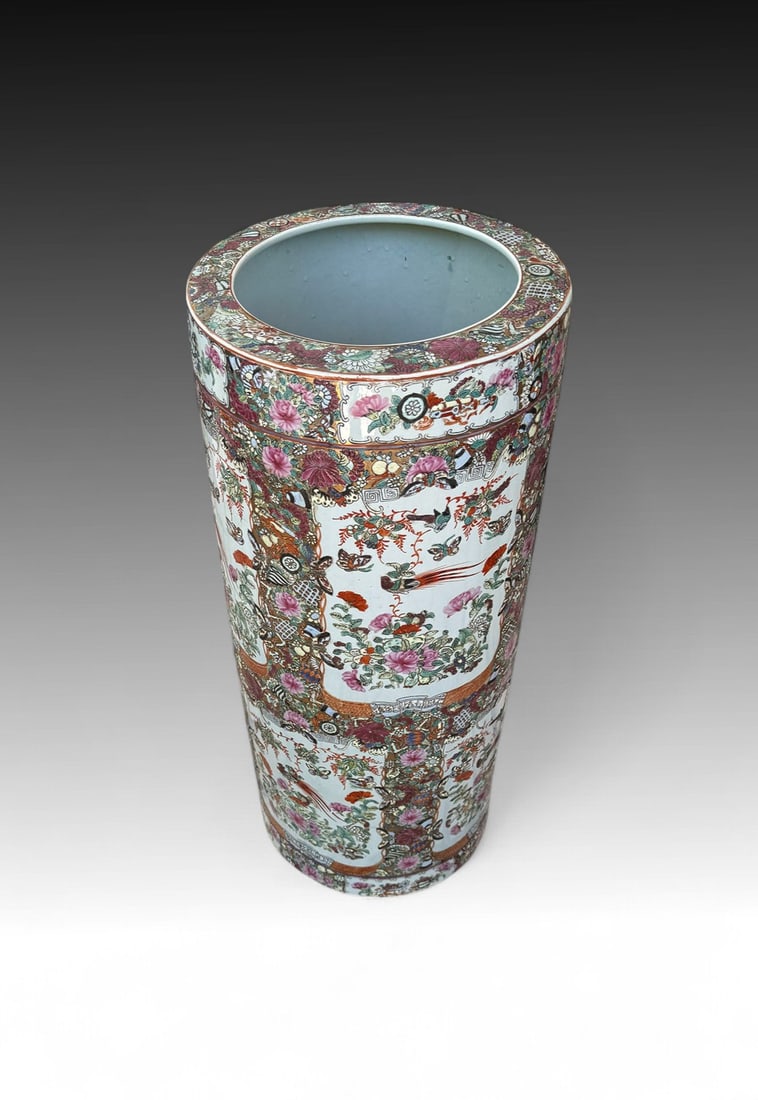 CHINESE ROSE MEDALLION UMBRELLA STAND: CHINESE ROSE MEDALLION UMBRELLA STAND: Porcelain umbrella stand decorated with roosters and floral motifs. Impressed red ink seal on the underside. Stands 24.75" in height.